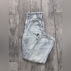 SO High Rise Mom Jean